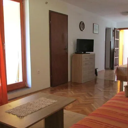 Apartmani Petunia Fažana Exteriör bild