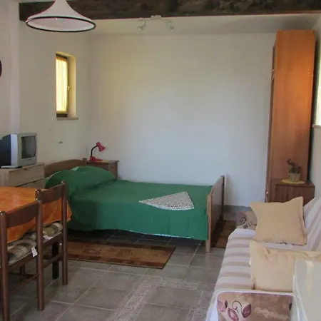 Apartmani Petunia Fažana Exteriör bild